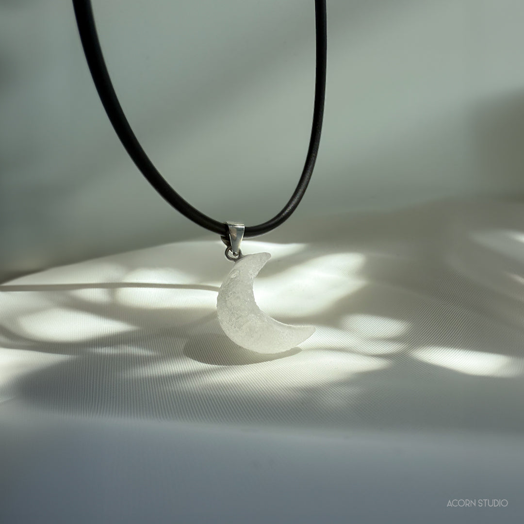 三日月 (Dream White)