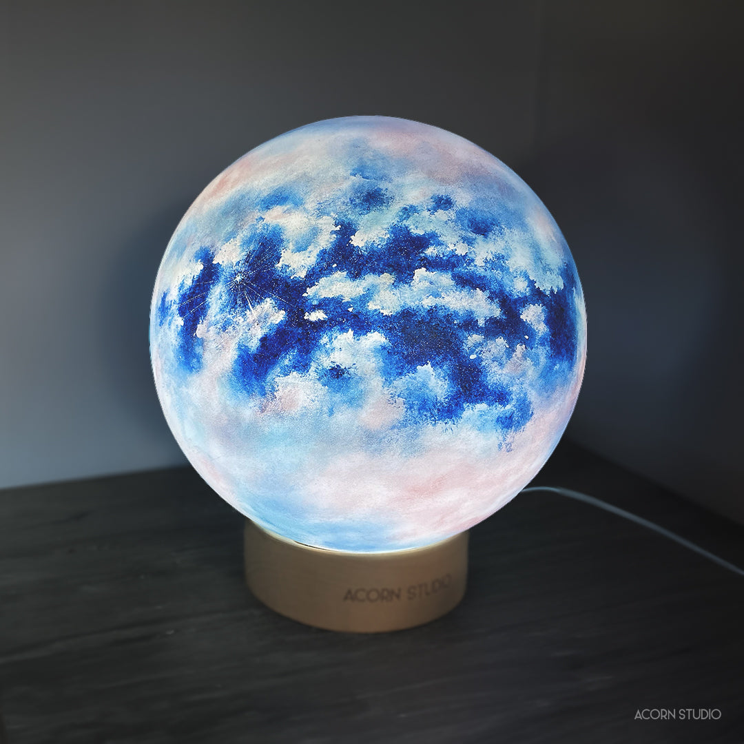 Moon Titan 30cm