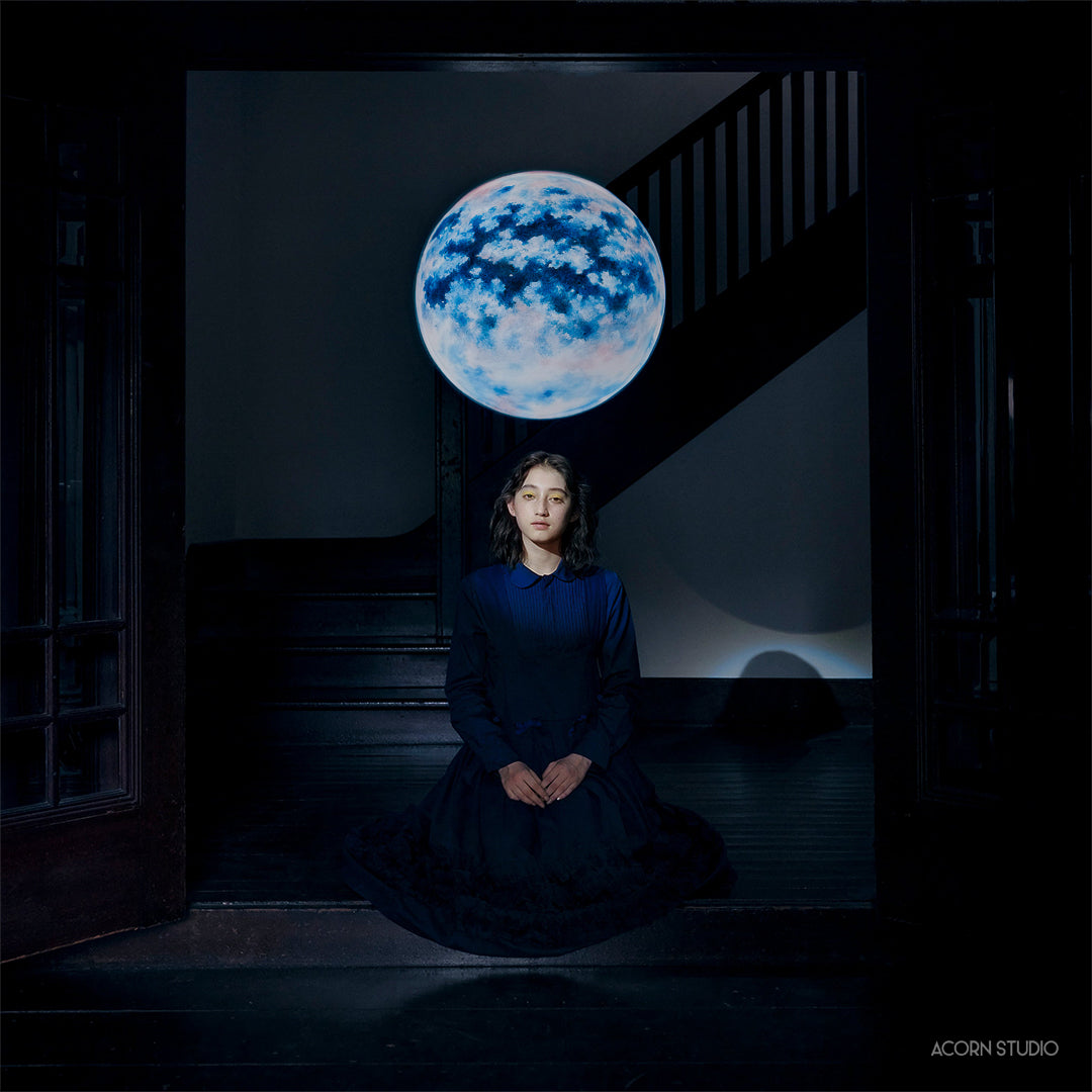 Moon Titan 60cm