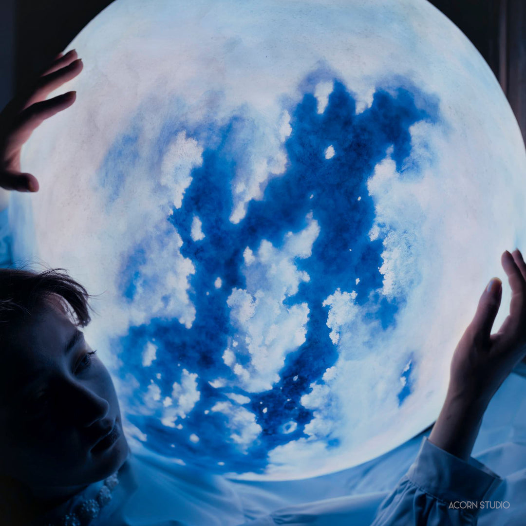 Moon Titan 60cm