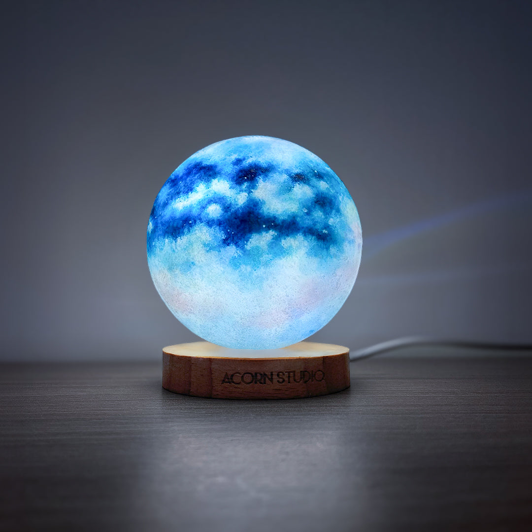 Moon Titan Mini (8cm)