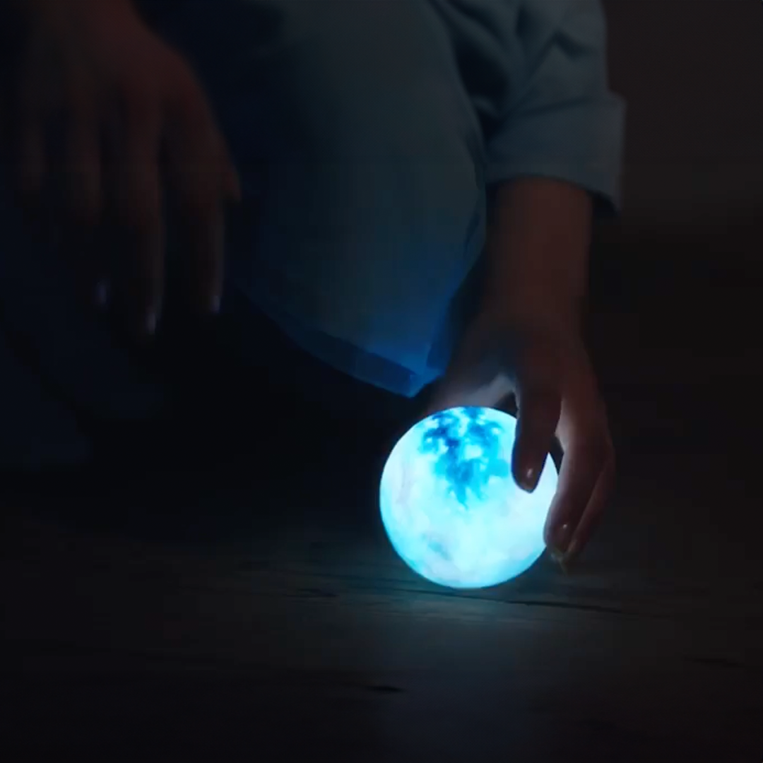 Moon Titan Mini (8cm)