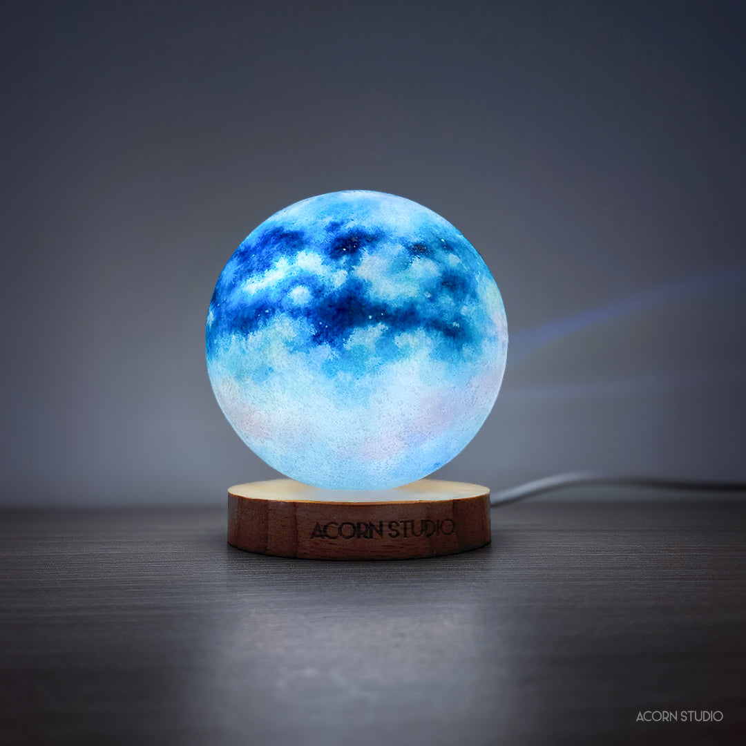 Moon Titan Mini (8cm)