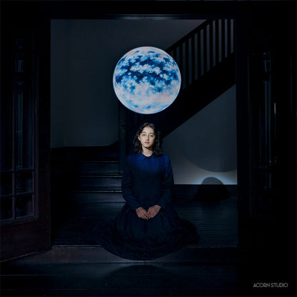 Moon Titan 60cm